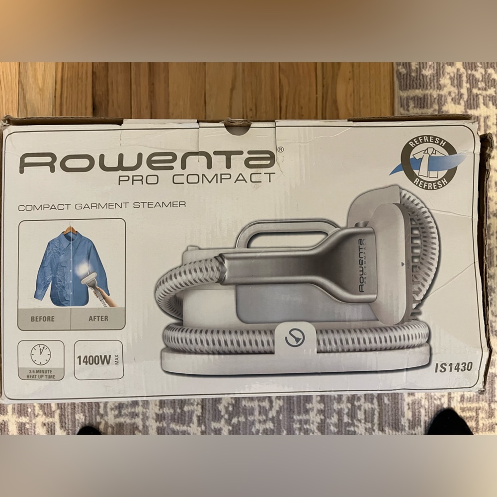 Rowena compact steamer